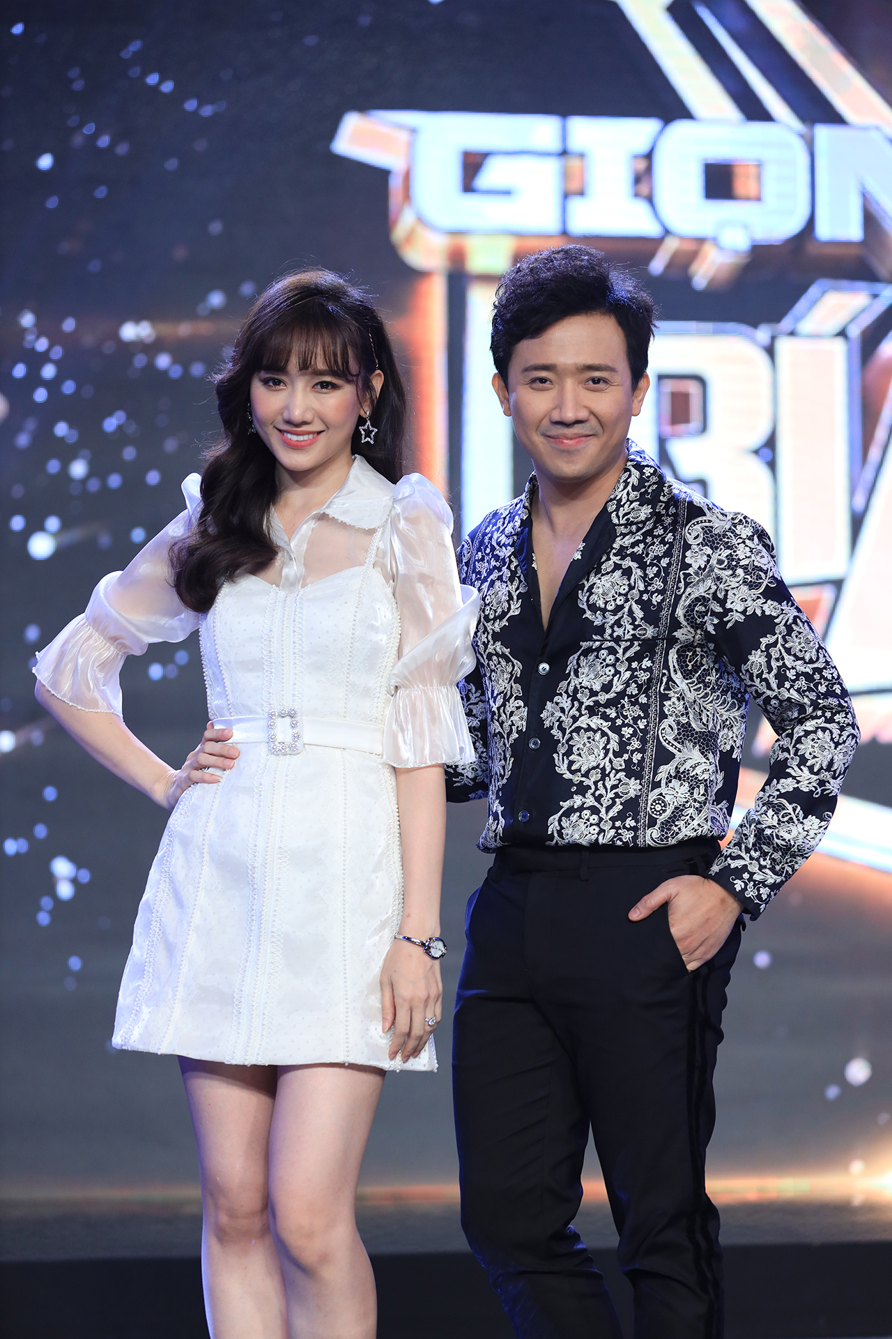 Cặp Đôi Bá Đạo Trấn Thành Hari Won Chính Thức Trở Lại Trong Giọng Ca Bí Ẩn  Mùa 2 - Tv Show - Việt Giải Trí