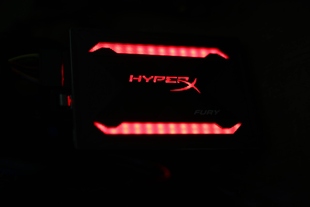 Trải nghiệm SSD HyperX Fury RGB 480GB: Dung lượng lớn, tốc độ cao lại còn sáng lung linh tuyệt sắc - Hình 9
