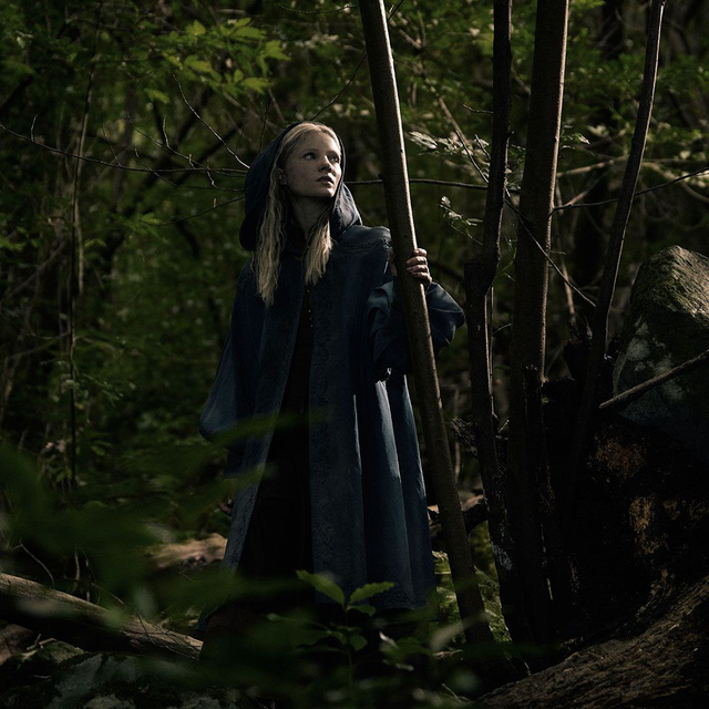 Sịp đỏ Henry Cavill chất lừ trong phim chuyển thể từ The Witcher 3 - Hình 4