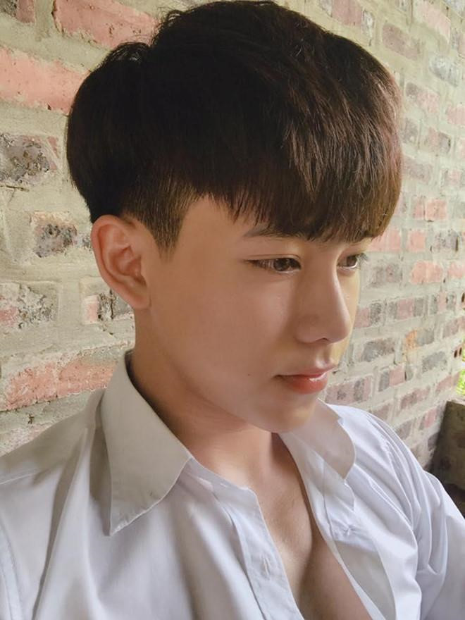 4 hot boy có màn dậy thì cực gắt, từ đẹp trai đến body 6 múi đủ cả - Hình 4