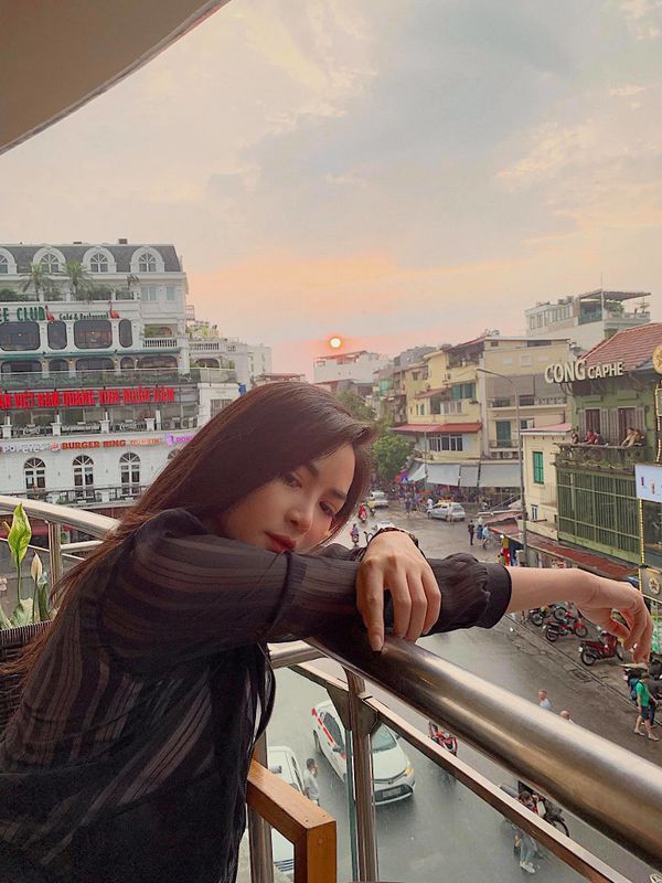 5 năm sau dao kéo, Vũ Thanh Quỳnh ngày càng xinh đẹp như hotgirl, không ngại khoe vóc dáng quyến rũ - Hình 16
