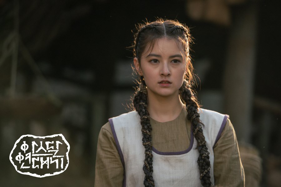 5 người mới được nhá hàng trong Arthdal Niên Sử Kí: Ai chiếm lấy ánh hào quang từ Song Joong Ki? - Hình 5