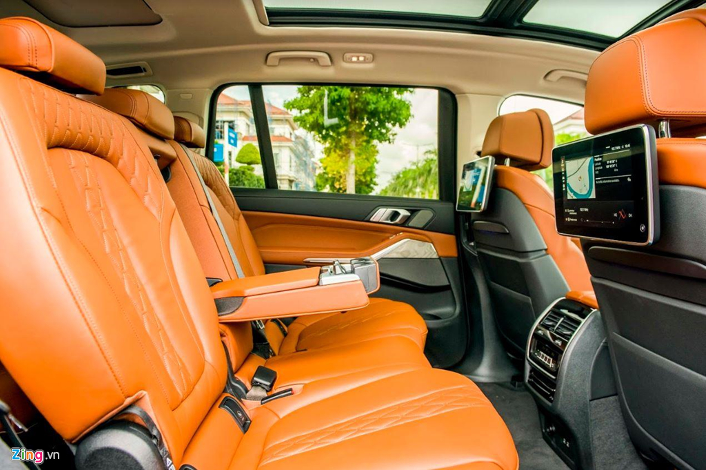 Chi tiết BMW X7 ra mắt VN, SUV sang cỡ lớn giá 7,5 tỷ đồng - Hình 14