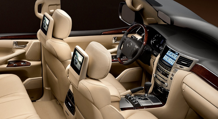 Chốt giá 7,5 tỷ đồng, BMW X7 phải cạnh tranh với những đối thủ nào? - Hình 9