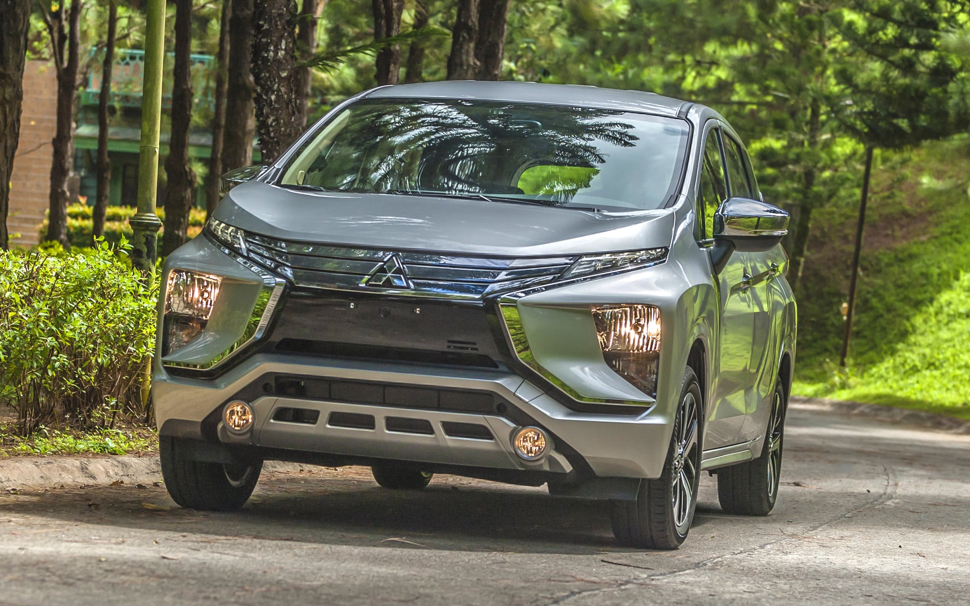 Đánh giá Mitsubishi Xpander: Mẫu MPV cỡ nhỏ đáng cân nhắc - Hình 2