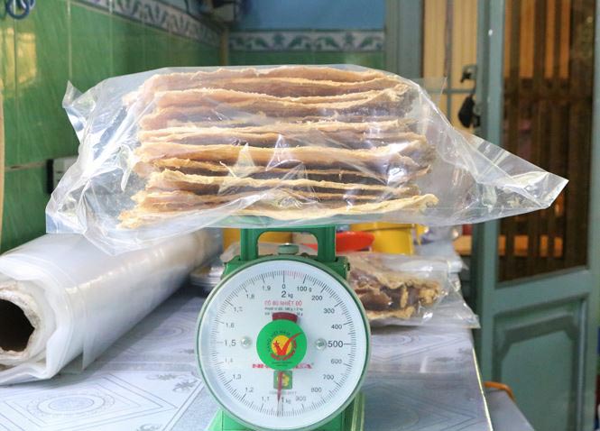 Độc đáo khô cá sấu ở An Giang - Hình 4