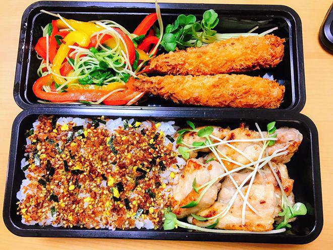 Những hộp cơm bento thịnh soạn của cô nàng khéo hết phần người ta chuẩn bị cho chồng - Hình 11