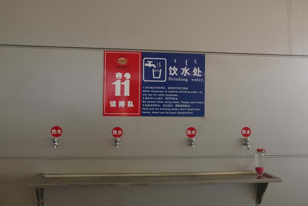 Nội Mông kỳ thú: thảo nguyên hóa sa mạc, khu vui chơi trong gió cát - Hình 19