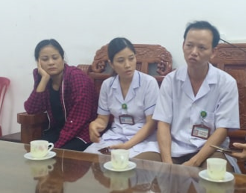 PGĐ công an Hà Tĩnh chỉ đạo điều tra vụ bé trai tử vong cùng vết đứt dài trên cổ - Hình 2