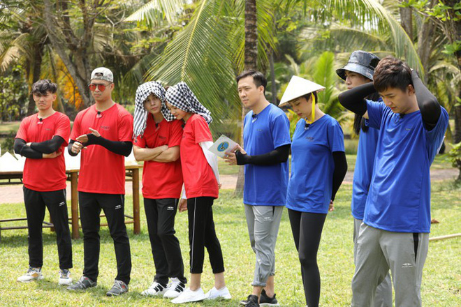 Running Man: Ơn trời, Liên Bỉnh Phát đã biết chơi dơ, mà còn... tụt được quần Trấn Thành! - Hình 1