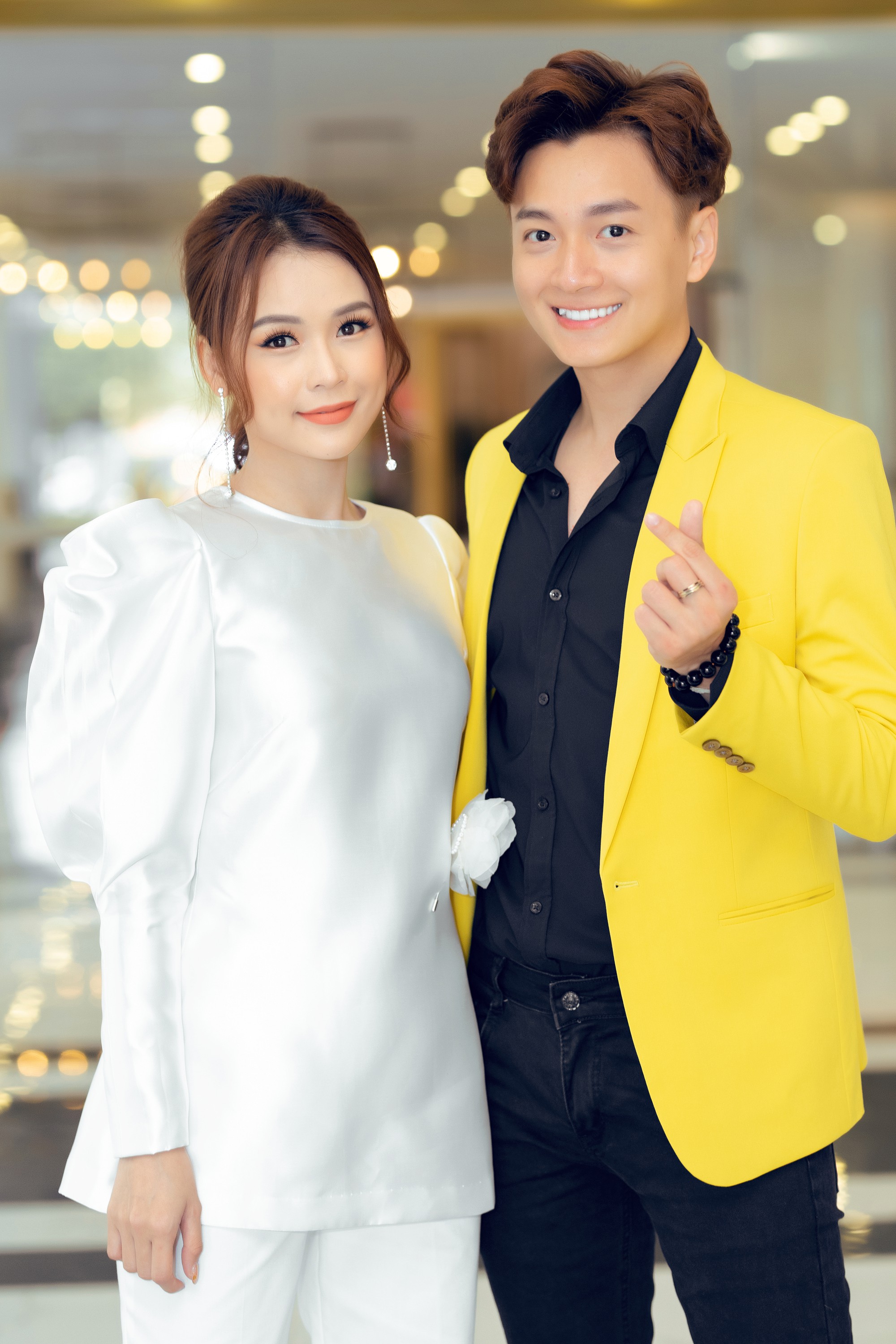 Sam - Ngô Kiến Huy là bạn thân 10 năm mà đẹp đôi thế này, fan còn ngại gì mà chưa đẩy thuyền - Hình 10