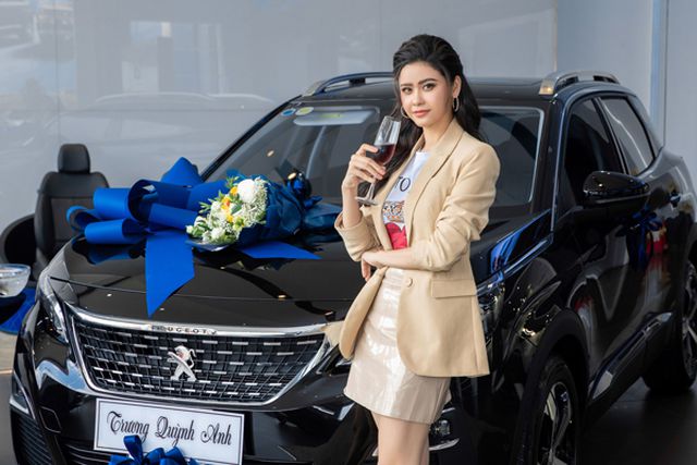 Sao Việt lên đời ô tô đón Tết: Giản dị hay nổi trội? - Hình 3
