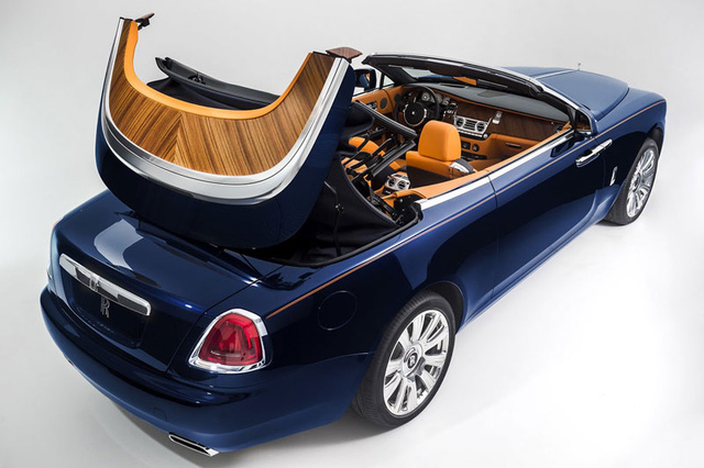 Siêu xe Rolls-Royce Dawn trị giá 1,5 triệu đô về Việt Nam - Hình 3