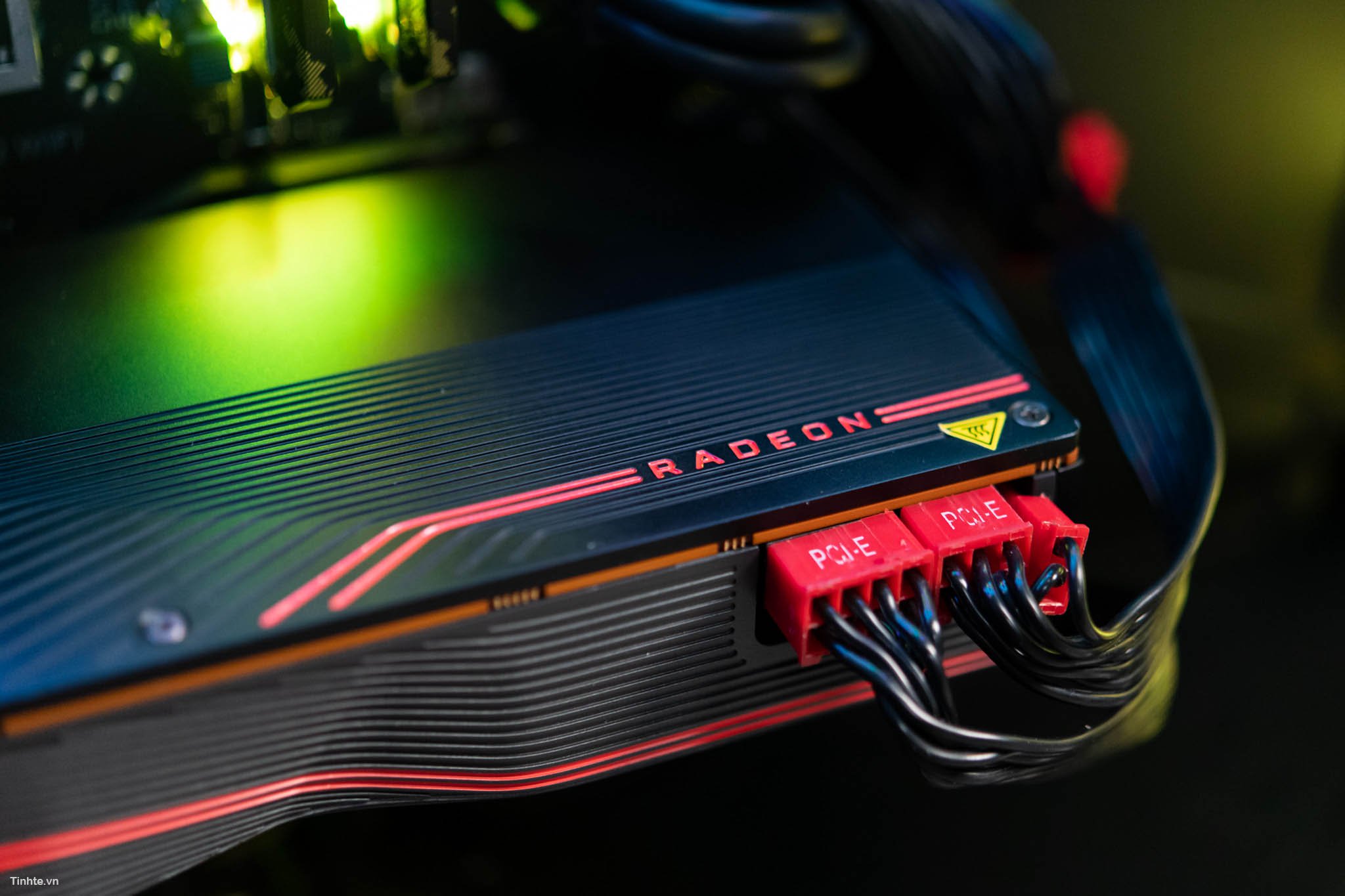 Trải nghiệm AMD RX Radeon 5700 XT: chơi tốt nhiều game ở 2K, xung cao hơn, ít ăn điện hơn đời trước - Hình 20