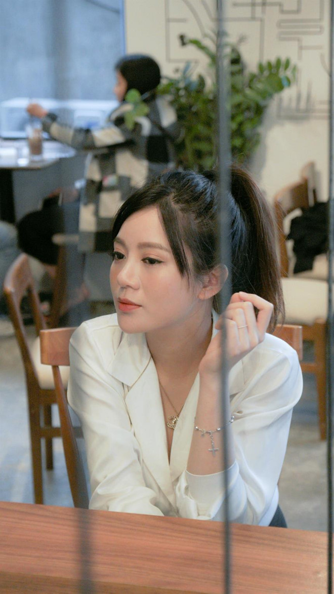3 cựu học sinh THPT Chu Văn An nổi tiếng giới trẻ: MC, hot girl đủ cả - Hình 12