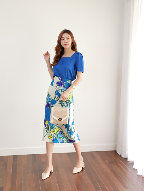 4 gợi ý lên đồ đẹp cho nữ công sở trong giao mùa nóng, mát ẩm ương - Hình 7