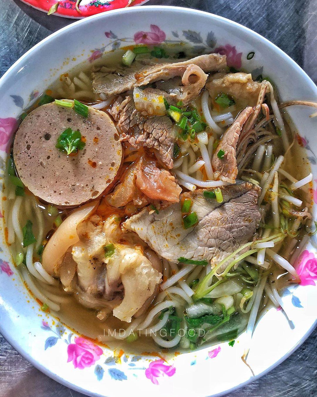 Ấm bụng ngày mưa với 6 địa chỉ bán bún bò Huế chất lượng ở TP.HCM - Hình 6