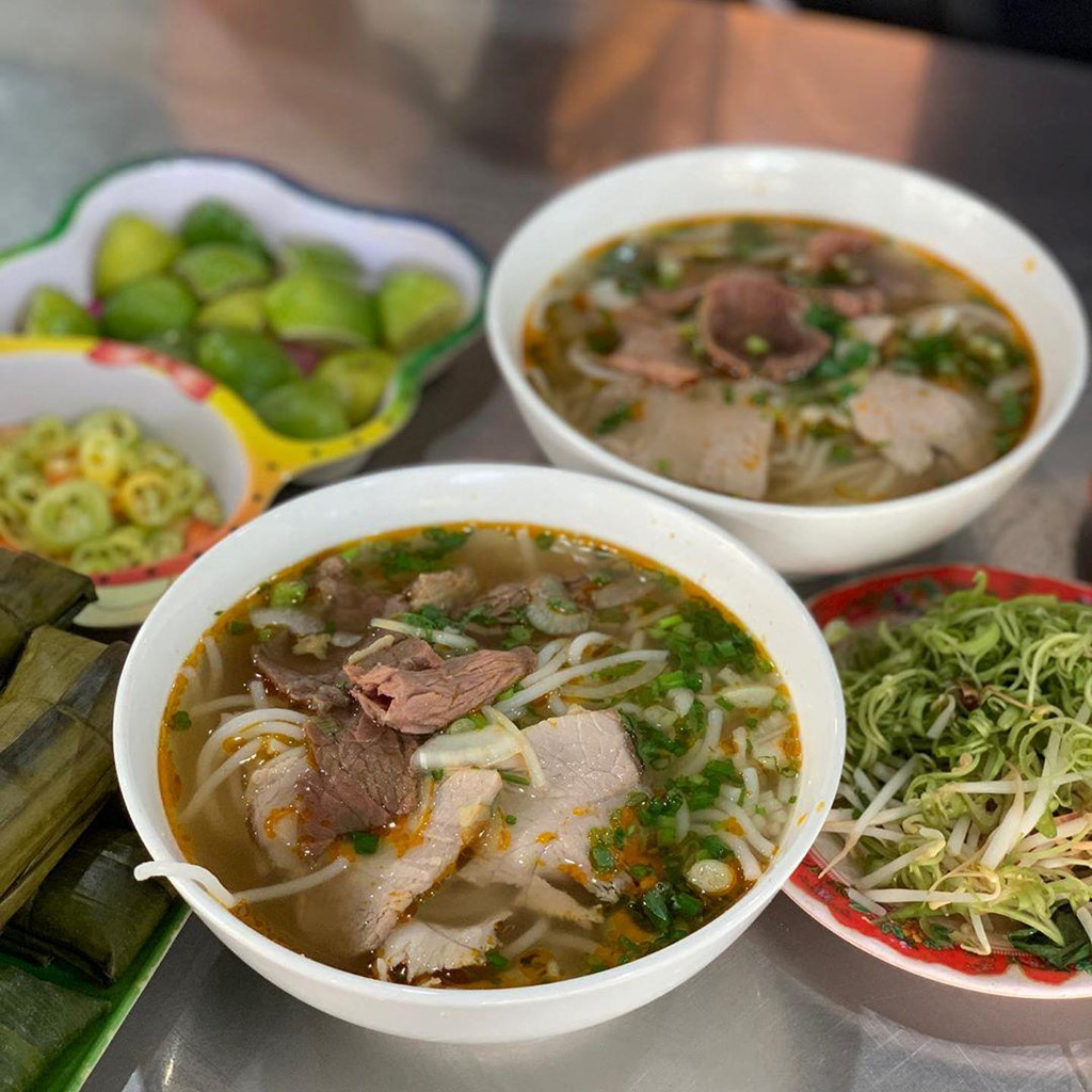 Ấm bụng ngày mưa với 6 địa chỉ bán bún bò Huế chất lượng ở TP.HCM - Hình 5
