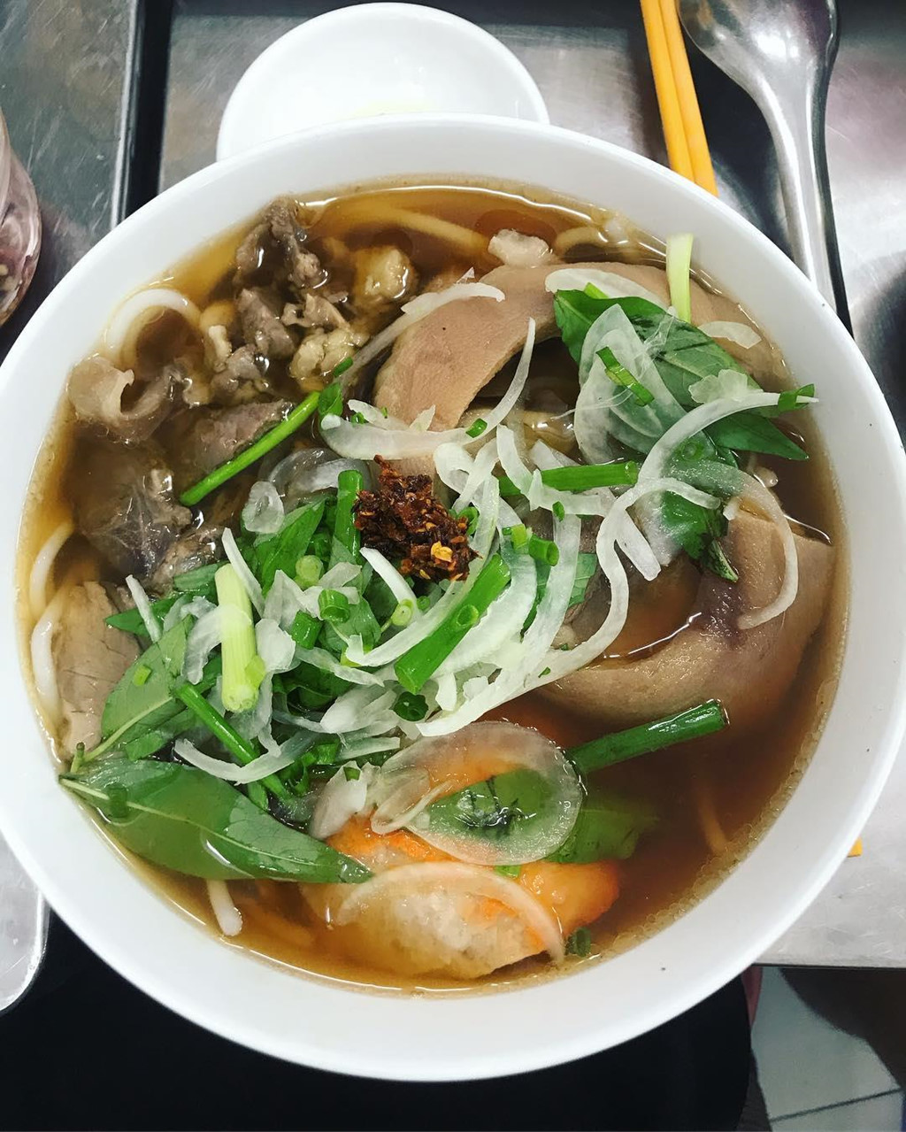 Ấm bụng ngày mưa với 6 địa chỉ bán bún bò Huế chất lượng ở TP.HCM - Hình 13