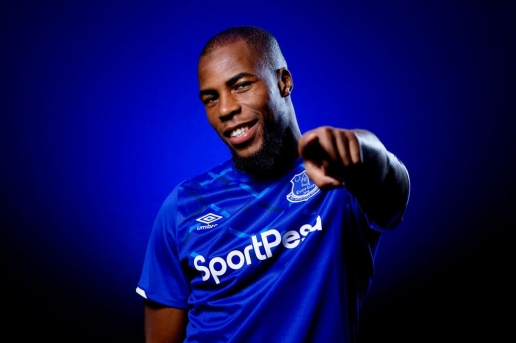 CHÍNH THỨC! Everton chiêu mộ Nhà vô địch World Cup 2018 - Hình 10