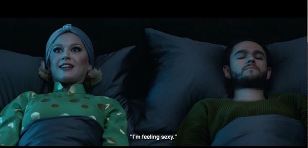 Katy Perry mặc áo dài Việt Nam, bìa single Small Talk hé lộ, fan thắc mắc: Đây là phần hai của 365? - Hình 2