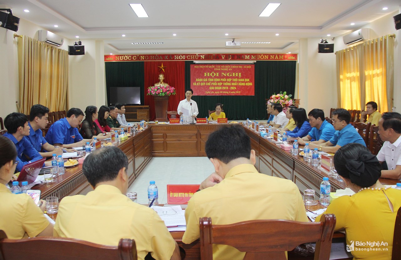 Mặt trận Tổ quốc và các đoàn thể cần phối hợp thực hiện hiệu quả nhiệm vụ đặt ra - Hình 1
