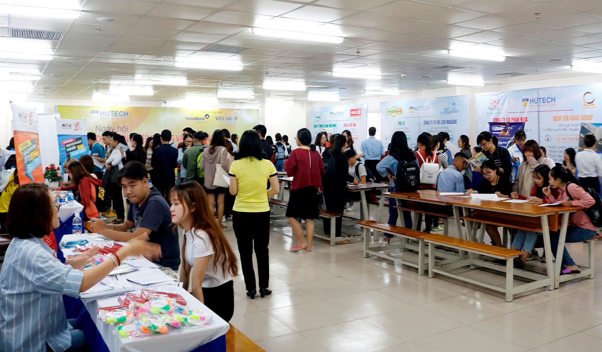 Những năm đầu đi làm, sinh cần phải bền bỉ, kiên trì và học hỏi để thành công - Hình 2