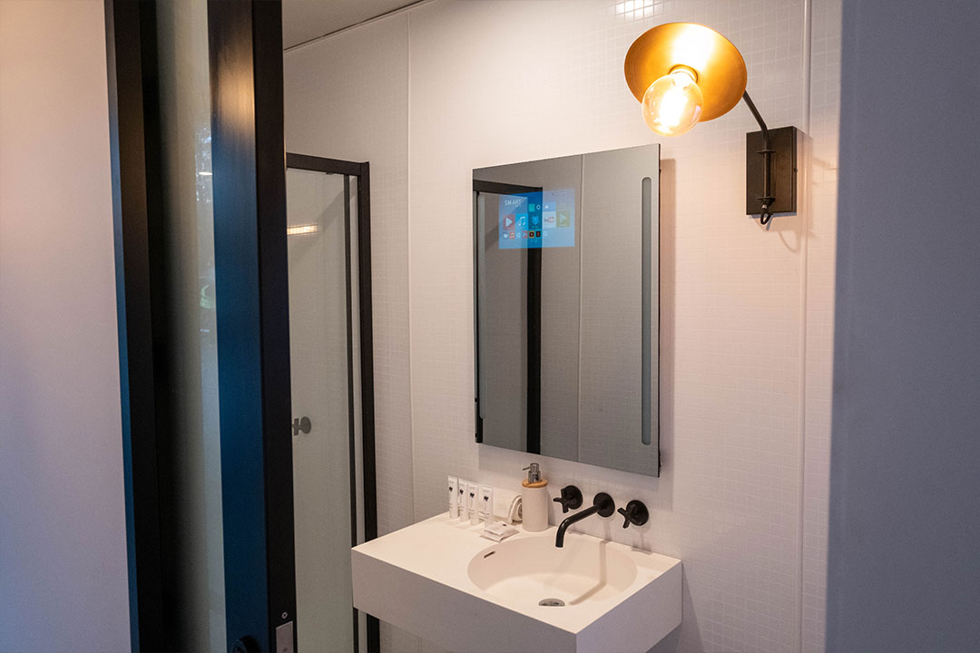 OPPO khai trương hotel 5G đầu tiên trên thế giới, điều khiển hoàn toàn qua OPPO Reno - Hình 5