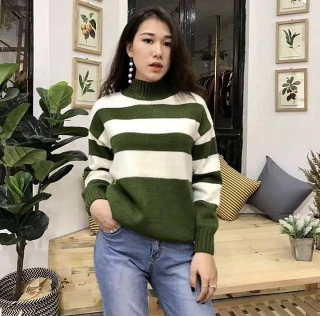 Trở nên trẻ trung trong tích tắc với áo len kẻ ngang - Hình 3