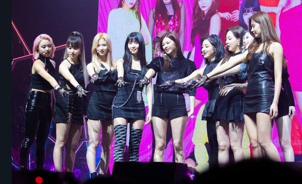 Trước tâm bão dồn dập từ các thành viên Twice, fandom ONCE nhận cơn mưa lời khen bởi cách ứng xử trưởng thành - Hình 3