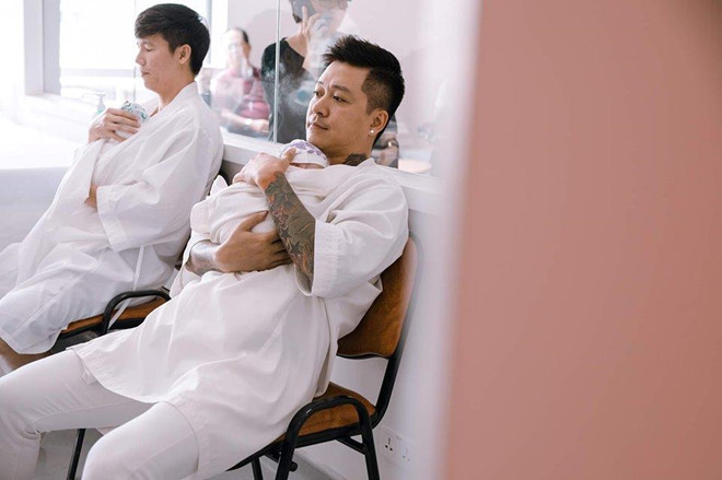 Khán giả chúc mừng Lý Hải có con thứ 5 sau chia sẻ của Tuấn Hưng - Hình 1