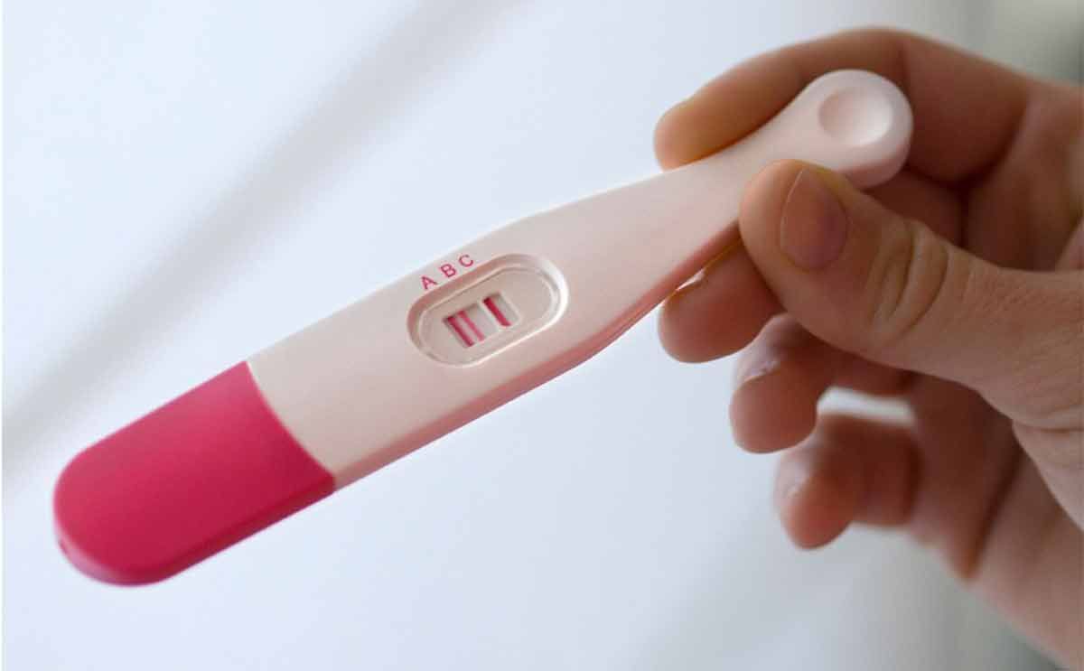 Эко после 45. Тест на беременность. Штука беременности. Штука на которой показывает беременность. Хомиладорлик.