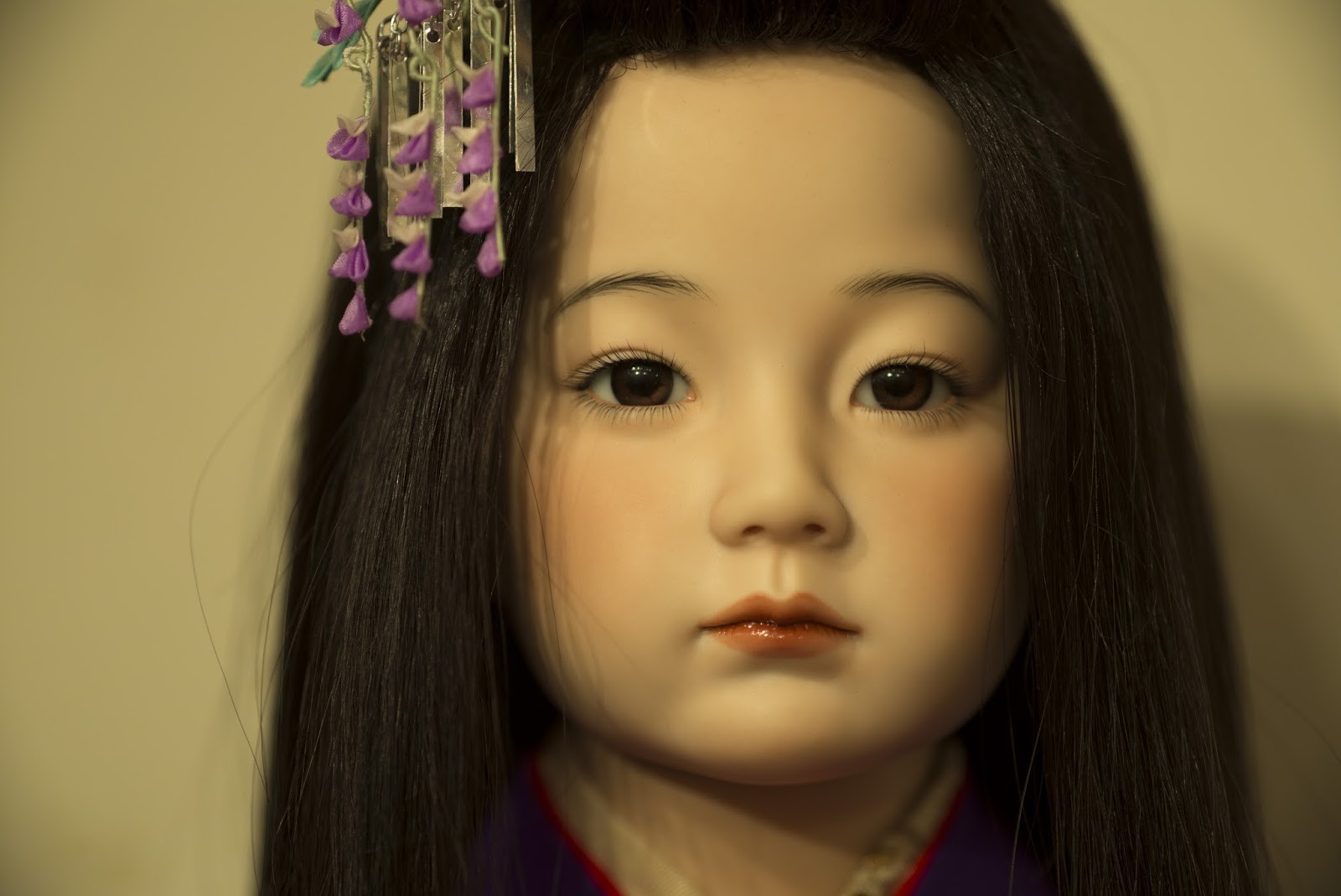 Nghi búp bê sứ của người mẹ quá cố phát ra tiếng động vào ban đêm, đôi vợ chồng Nhật khám phá ra bí mật bất ngờ - Hình 4