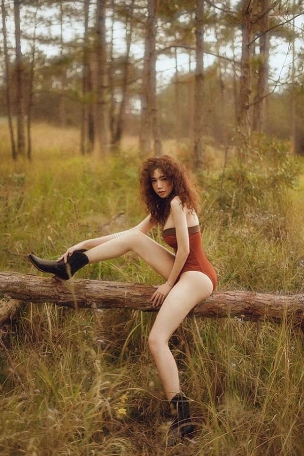 Phát hờn vì body nóng bỏng của 3 mỹ nữ có gương mặt ngây thơ nhất showbiz Việt - Hình 23