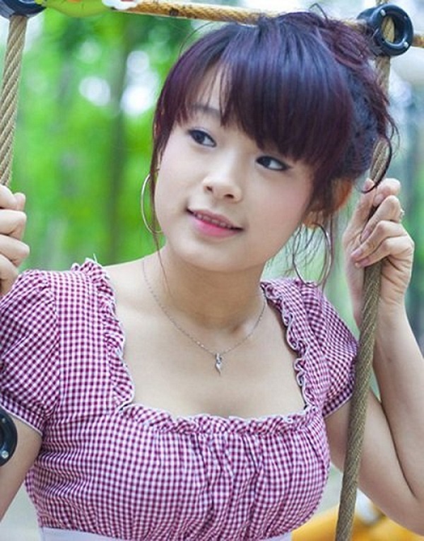 Phát hờn vì body nóng bỏng của 3 mỹ nữ có gương mặt ngây thơ nhất showbiz Việt - Hình 8