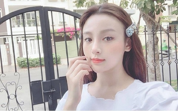 Phát hờn vì body nóng bỏng của 3 mỹ nữ có gương mặt ngây thơ nhất showbiz Việt - Hình 18