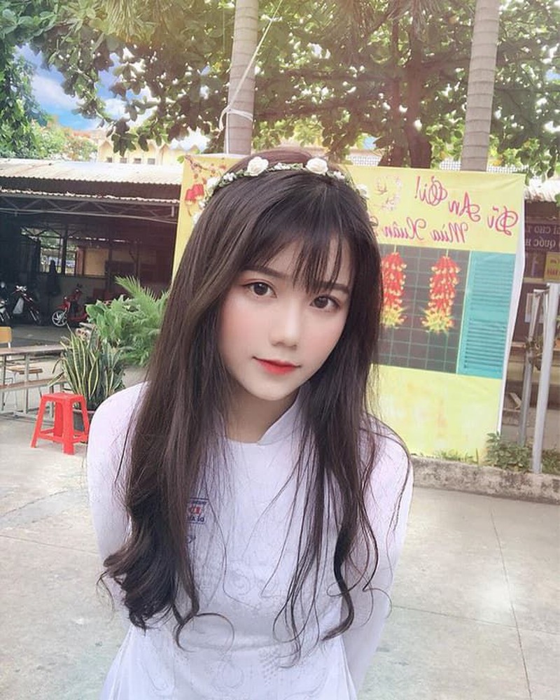 Các kiểu tóc dễ diện với áo dài, được lòng hội con gái Việt mỗi ngày đến trường - Thời trang - Việt Giải Trí