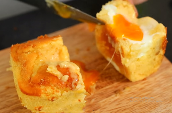 Cách làm bánh mì trứng Gyeran-ppang Hàn Quốc cực đơn giản từ nguyên liệu thân thuộc - Hình 7