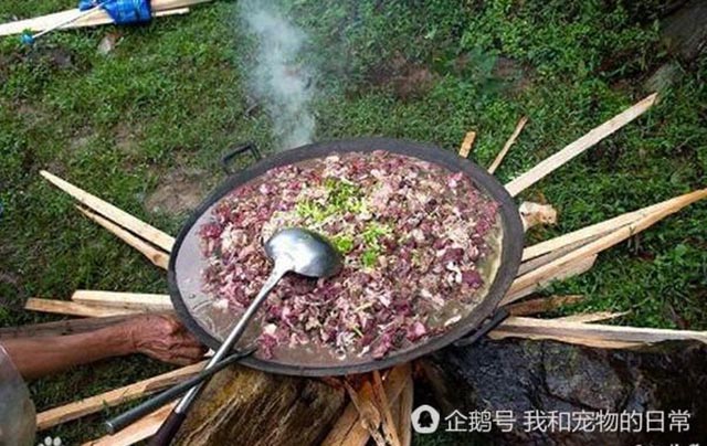 Đặc sản đãi khách quý của người TQ khiến ai cũng hãi hùng buông đũa nếu biết cách làm - Hình 7