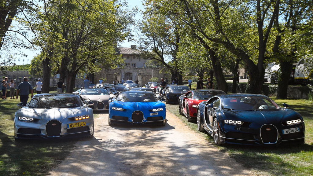Hàng trăm siêu xe Bugatti hội ngộ nhân kỷ niệm 110 năm thành lập hãng - Hình 6