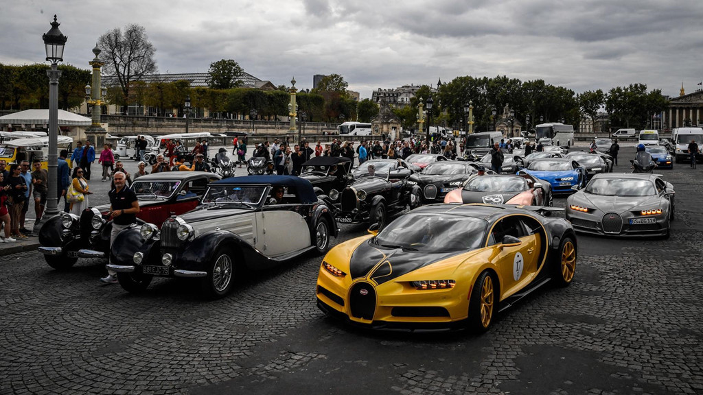 Hàng trăm siêu xe Bugatti hội ngộ nhân kỷ niệm 110 năm thành lập hãng - Hình 16