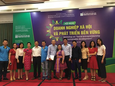 Hành trình từ cô bé bán hàng rong đến bà chủ của một doanh nghiệp xã hội - Hình 3