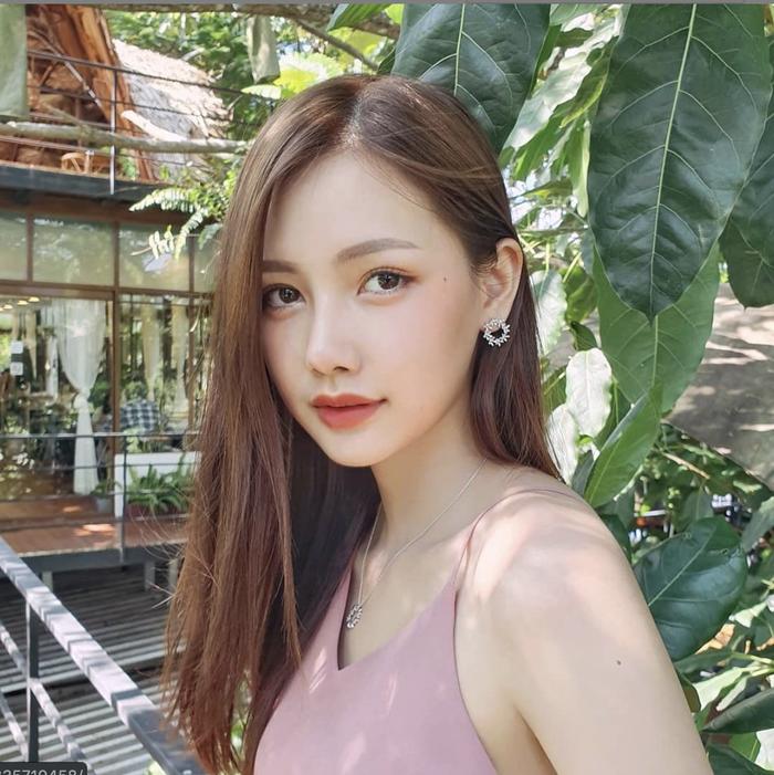 Mỹ nhân 9X của Thái Lan được gọi là bản sao của Lisa (BlackPink) và Angela Baby - Hình 2