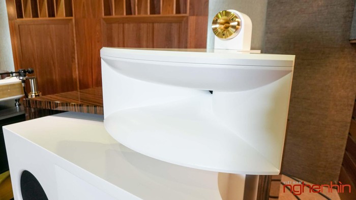 Trên tay loa kèn Viva Audio Nuda tại Việt Nam - Hình 15