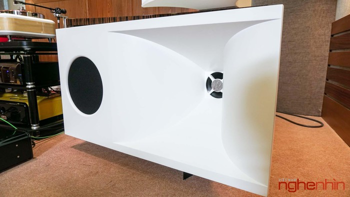 Trên tay loa kèn Viva Audio Nuda tại Việt Nam - Hình 16