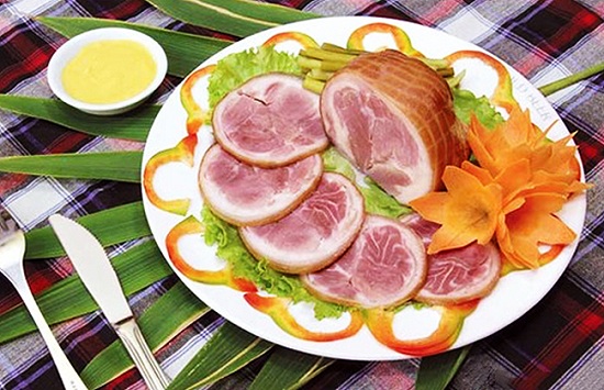 Cách làm chân giò muối lạ miệng cho ngày Tết - Hình 1
