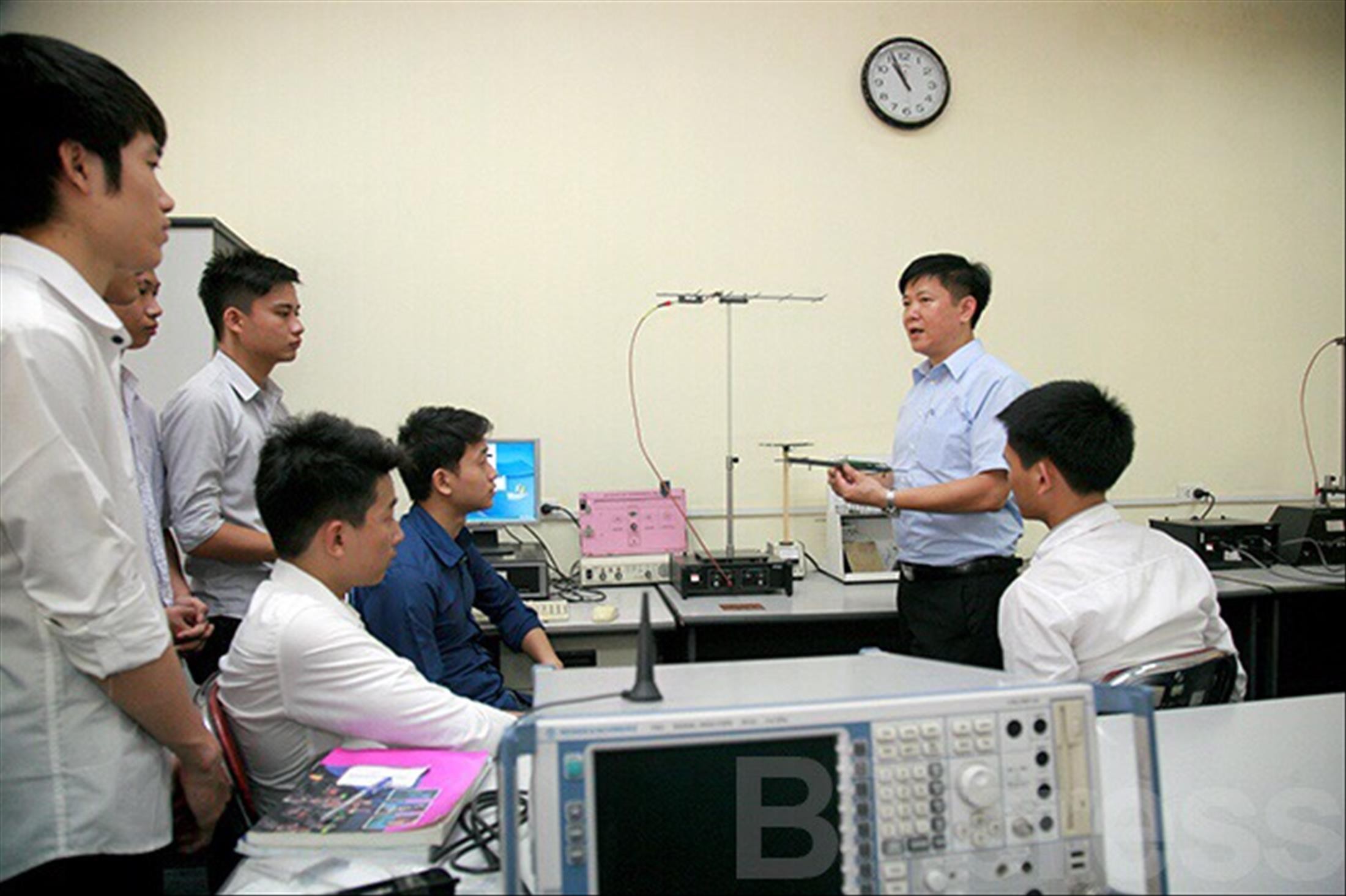 Cởi trói giáo dục đại học - Hình 1