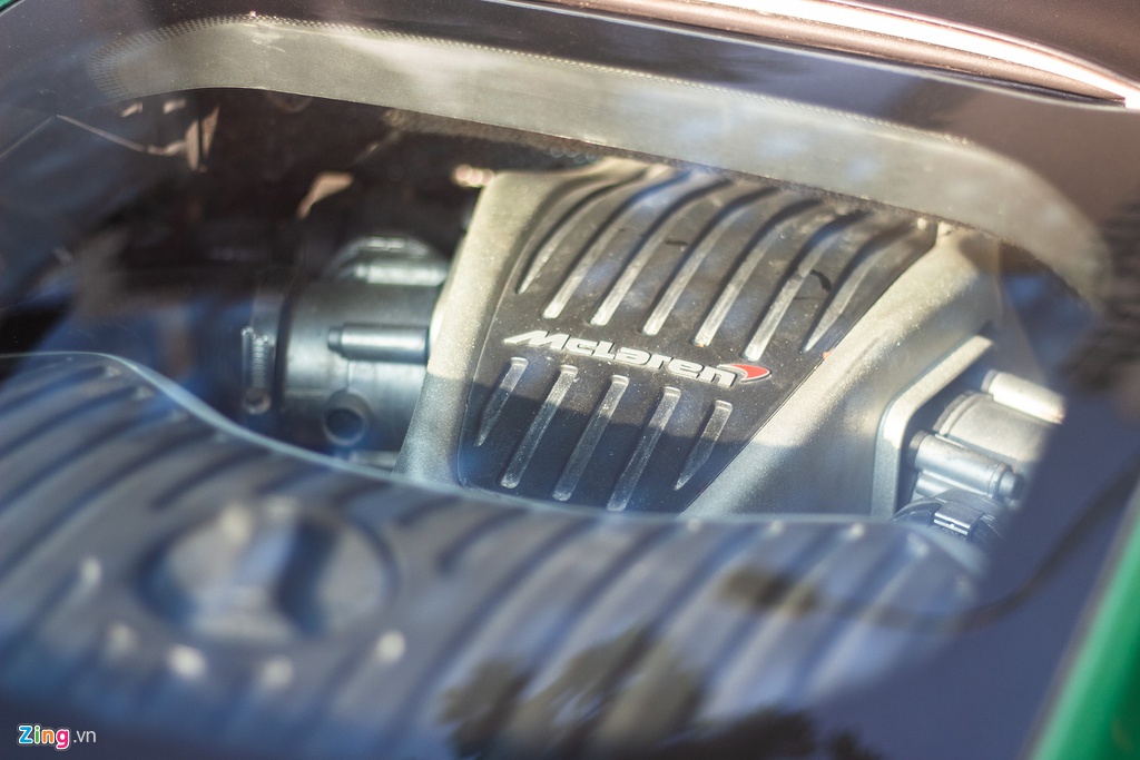 McLaren 650S Spider của chồng Diệp Lâm Anh đổi màu độc - Hình 4