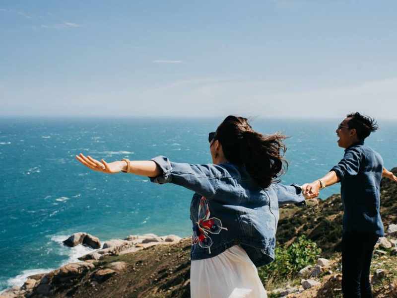 Mong em đừng xinh đẹp quá - Hình 1