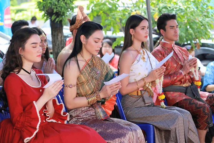 Mọt phim Thái không nên bỏ lỡ 9 phim truyền hình được đánh giá sẽ vực dậy rating đài 3 trong năm 2020 - Hình 4